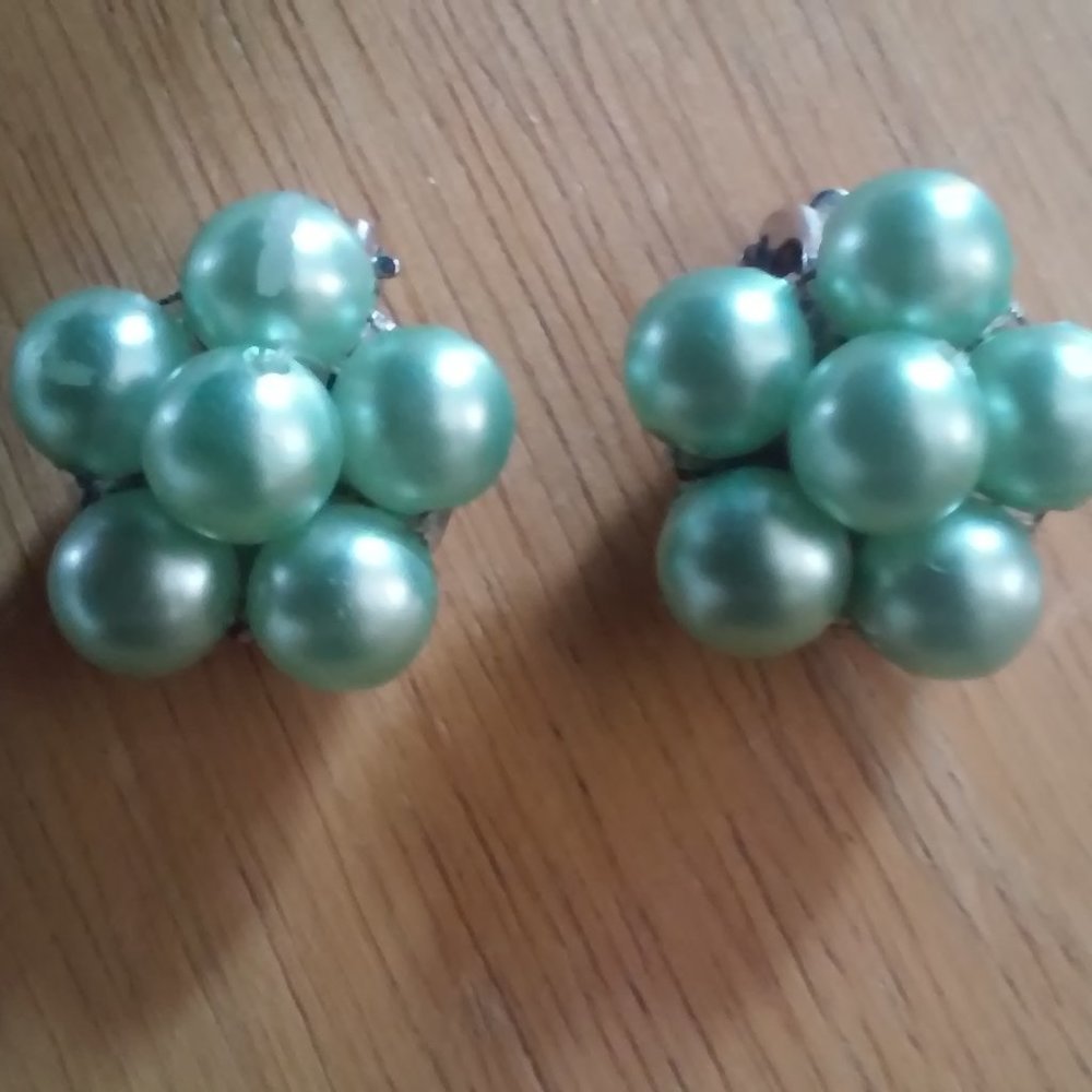 Clip On Light Green Pearl Earrings 3/4" Across